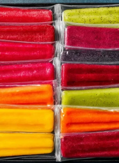 Healthy homemade freezer pops made with fresh fruits and natural ingredients